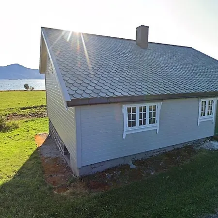 Gamlemgarden By Norgesbooking - House By The Sea Holiday home